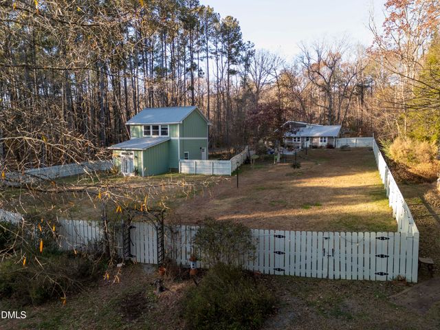 6202 Montgomery Estates Road, Hillsborough, NC 27278