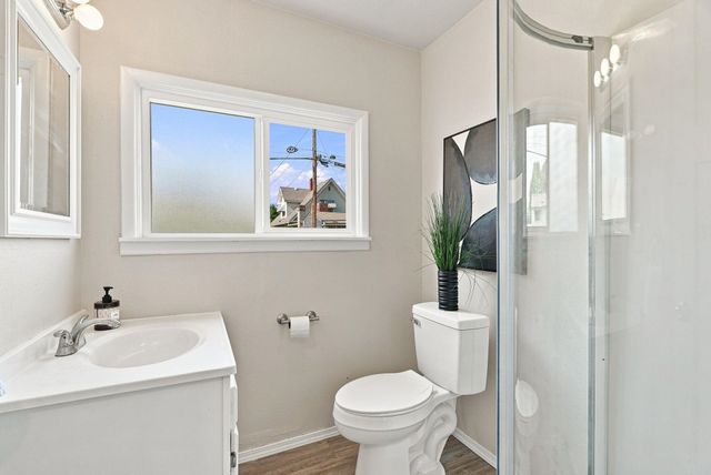 913 E Longfellow Ave, Spokane, WA 99207