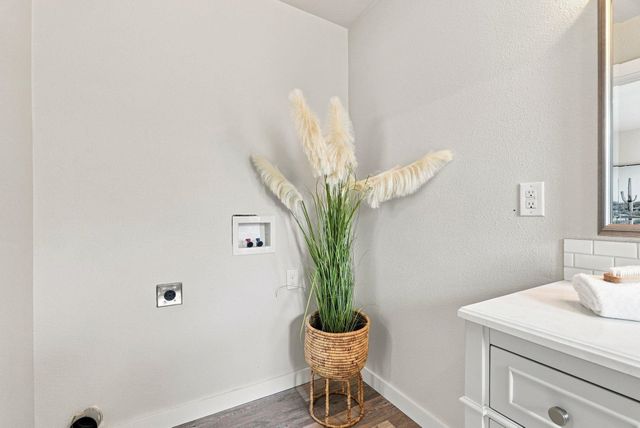 913 E Longfellow Ave, Spokane, WA 99207