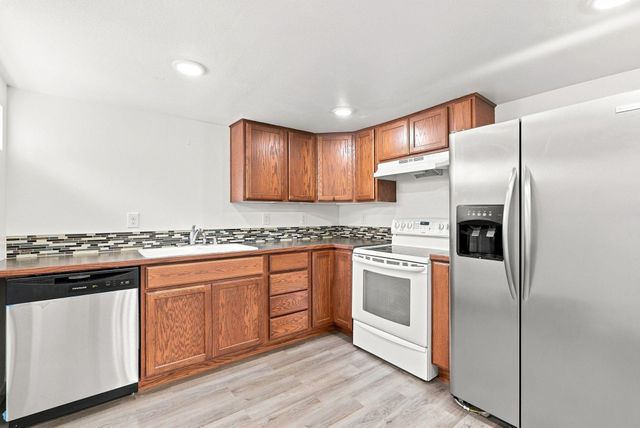 913 E Longfellow Ave, Spokane, WA 99207