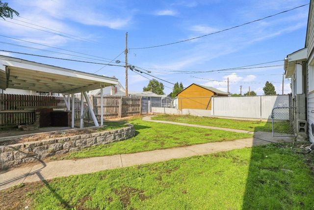 913 E Longfellow Ave, Spokane, WA 99207