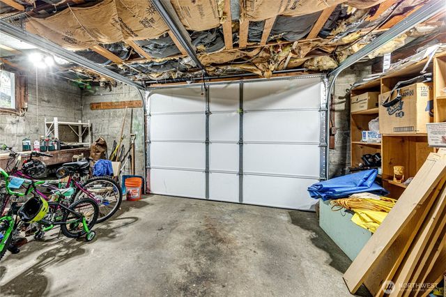 1221 E 2nd Street, Port Angeles, WA 98362