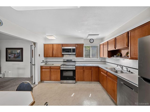 9295 E Center Ave 76, Denver, CO 80247