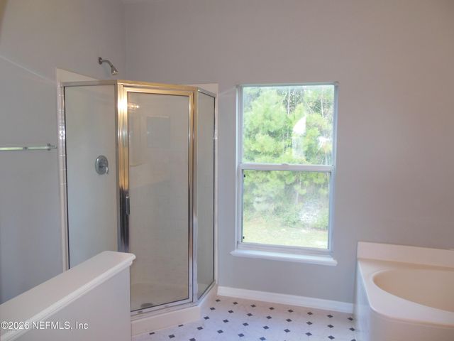 10260 WOODLEY CREEK Road W, Jacksonville, FL 32218