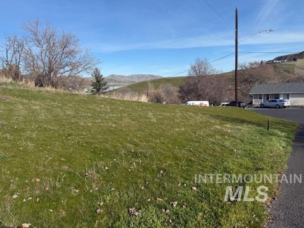 000 Silcott, Lewiston, ID 83501