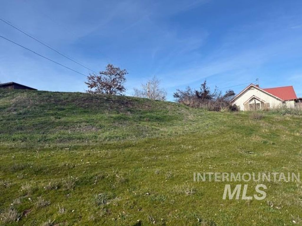 000 Silcott, Lewiston, ID 83501 photo 3