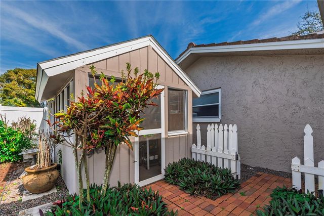 748 HELMSMAN STREET, Palm Harbor, FL 34685