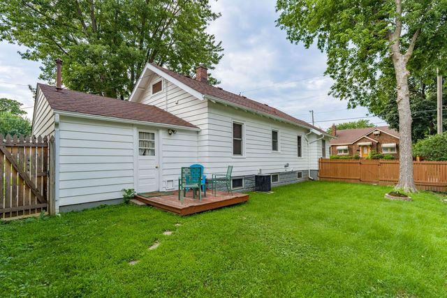 403 E High Street, Davenport, IA 52803