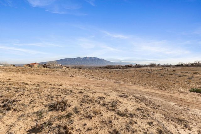 2801 Willow Creek Road NE, Rio Rancho, NM 87144