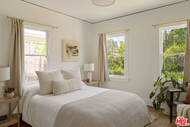 1638 N Garfield Avenue, Pasadena, CA 91104