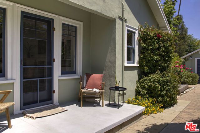 1638 N Garfield Avenue, Pasadena, CA 91104