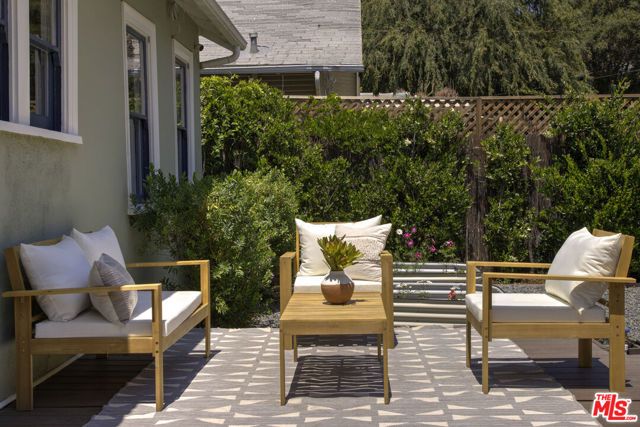 1638 N Garfield Avenue, Pasadena, CA 91104
