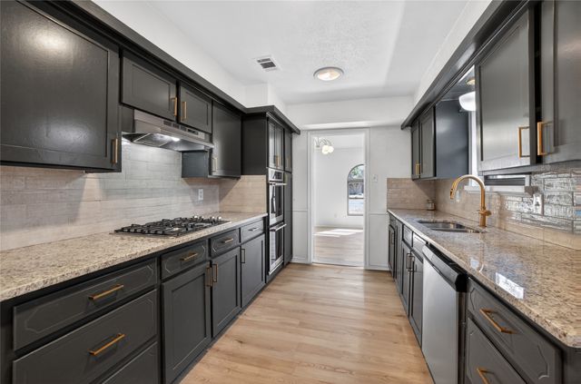 6841 Arboreal Drive, Dallas, TX 75231