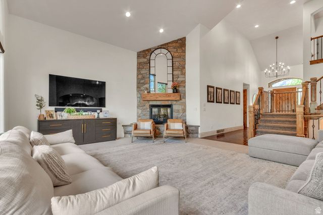 1584 E 11400 S, Sandy, UT 84092