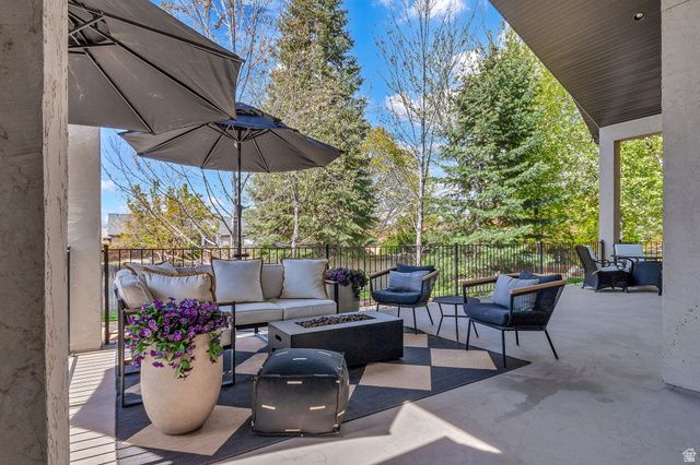 1584 E 11400 S, Sandy, UT 84092