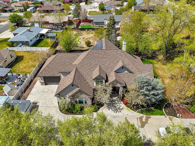 1584 E 11400 S, Sandy, UT 84092