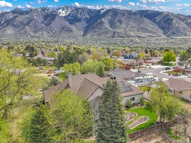 1584 E 11400 S, Sandy, UT 84092