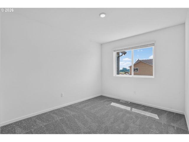 539 Upland Ave, Woodburn, OR 97071