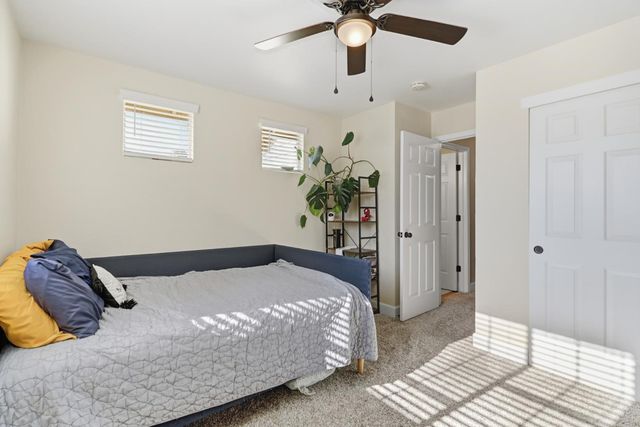 8913 Palmerson Dr, Antelope, CA 95843