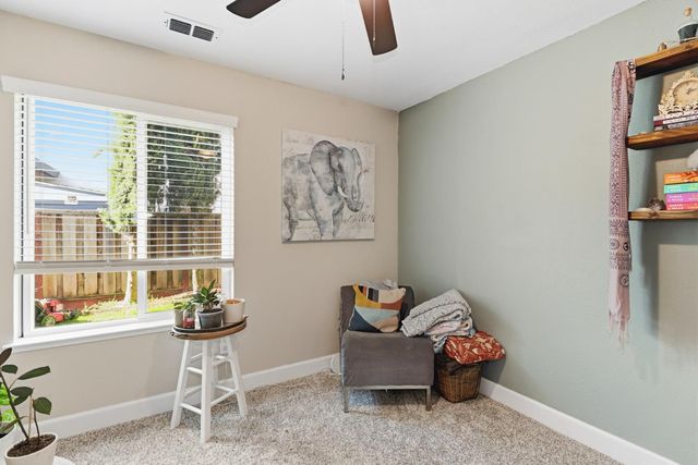 8913 Palmerson Dr, Antelope, CA 95843