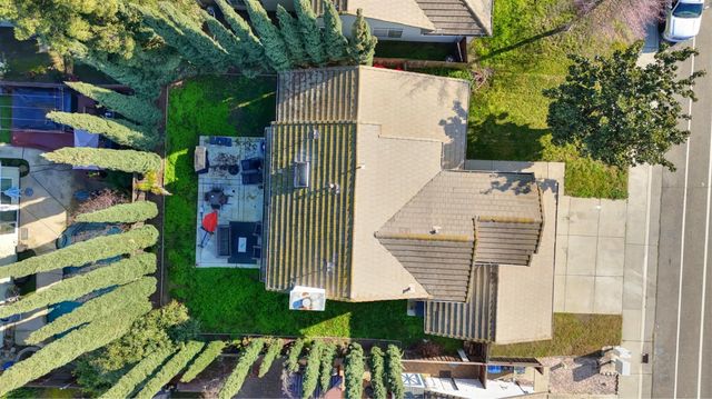 8913 Palmerson Dr, Antelope, CA 95843