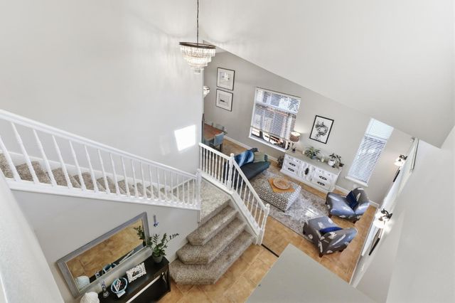 8913 Palmerson Dr, Antelope, CA 95843