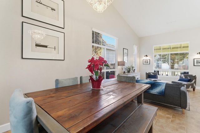 8913 Palmerson Dr, Antelope, CA 95843