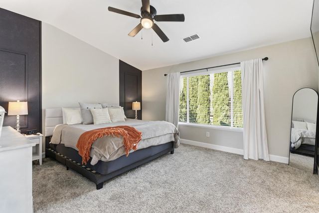 8913 Palmerson Dr, Antelope, CA 95843