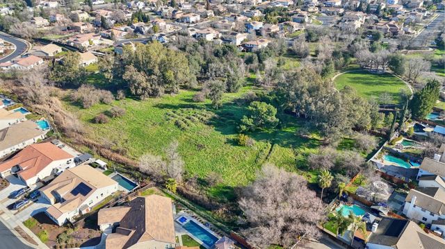 8913 Palmerson Dr, Antelope, CA 95843