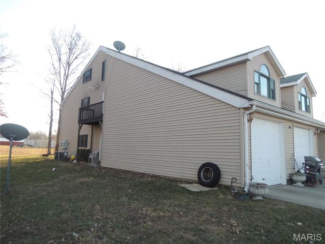 35 Saint Thomas Avenue, Keyesport, IL 62253