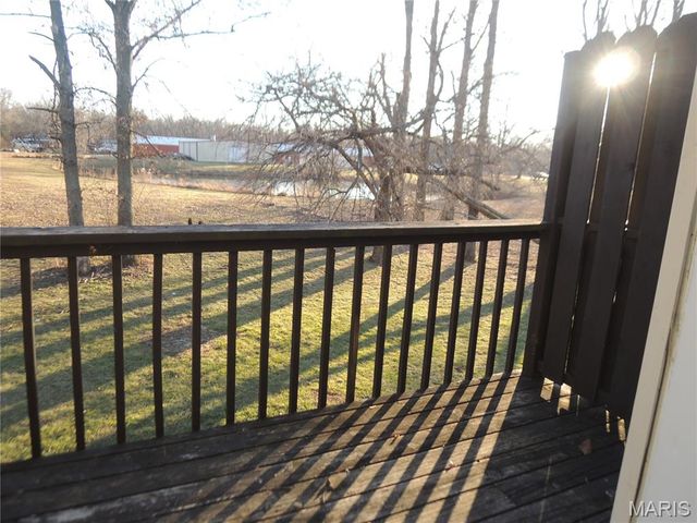 35 Saint Thomas Avenue, Keyesport, IL 62253