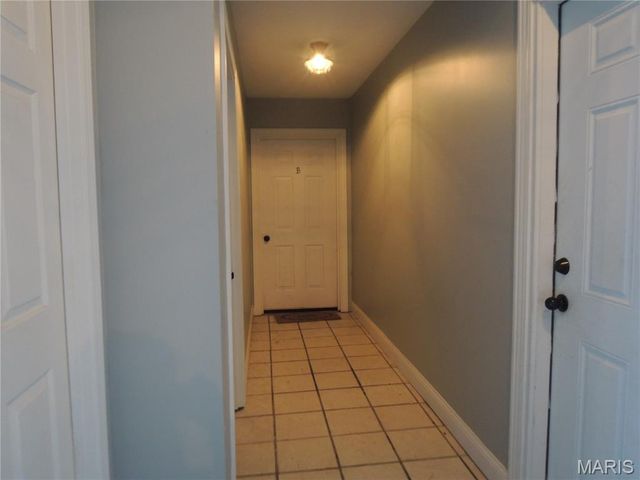 35 Saint Thomas Avenue, Keyesport, IL 62253