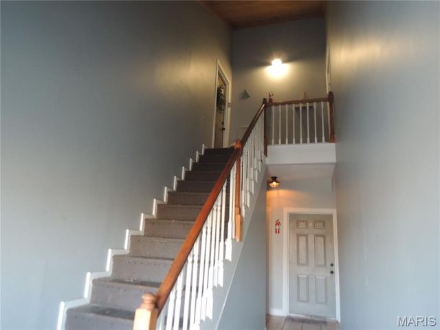 35 Saint Thomas Avenue, Keyesport, IL 62253