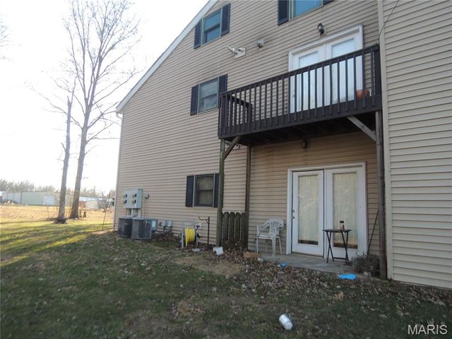 35 Saint Thomas Avenue, Keyesport, IL 62253