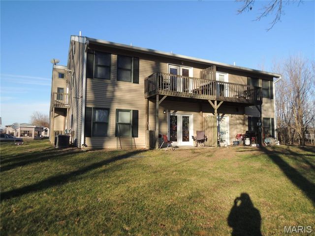 35 Saint Thomas Avenue, Keyesport, IL 62253