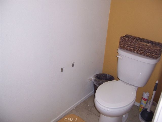 4272 5th Street W, Santa Ana, CA 92703