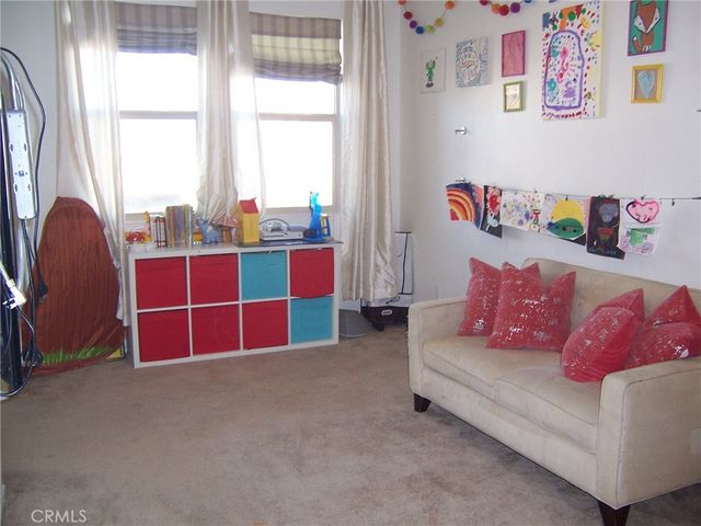 4272 5th Street W, Santa Ana, CA 92703