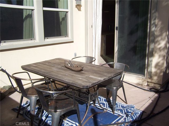 4272 5th Street W, Santa Ana, CA 92703