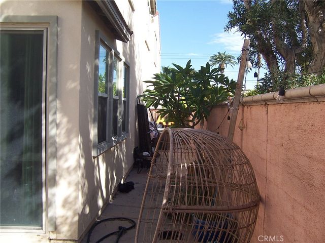 4272 5th Street W, Santa Ana, CA 92703