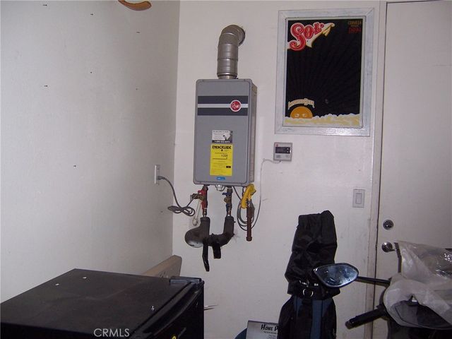4272 5th Street W, Santa Ana, CA 92703
