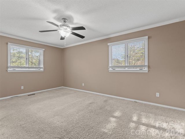 29 Reynolda Drive, Asheville, NC 28803
