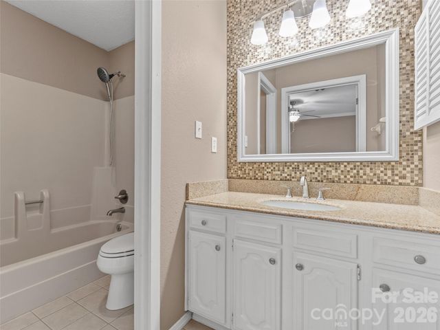 29 Reynolda Drive, Asheville, NC 28803
