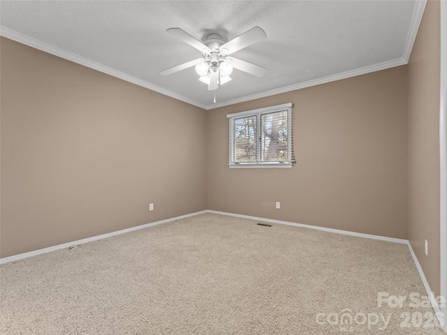 29 Reynolda Drive, Asheville, NC 28803