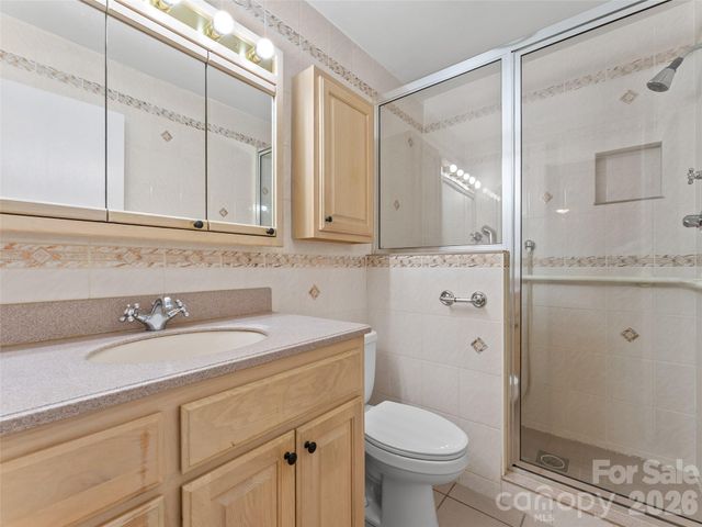 29 Reynolda Drive, Asheville, NC 28803