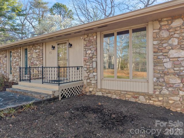 29 Reynolda Drive, Asheville, NC 28803