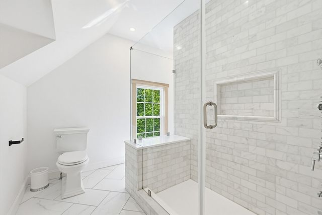 24 Main St, Upton, MA 01568