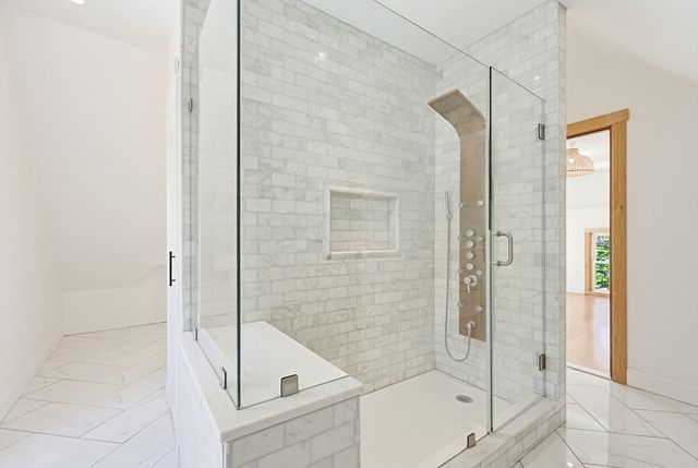 24 Main St, Upton, MA 01568