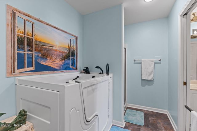 1202 Cedarwood Village, Morehead City, NC 28557