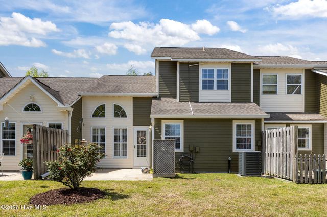 1202 Cedarwood Village, Morehead City, NC 28557