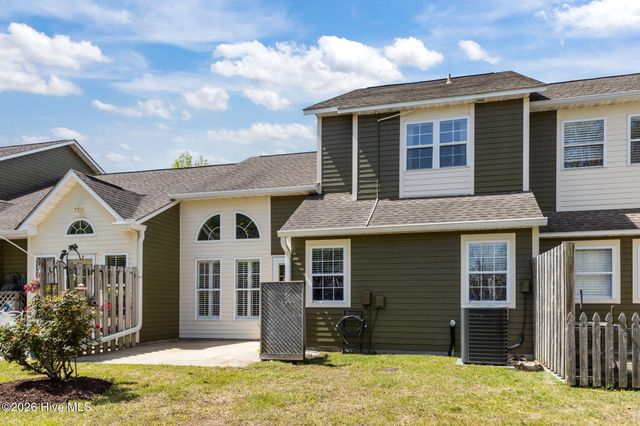 1202 Cedarwood Village, Morehead City, NC 28557